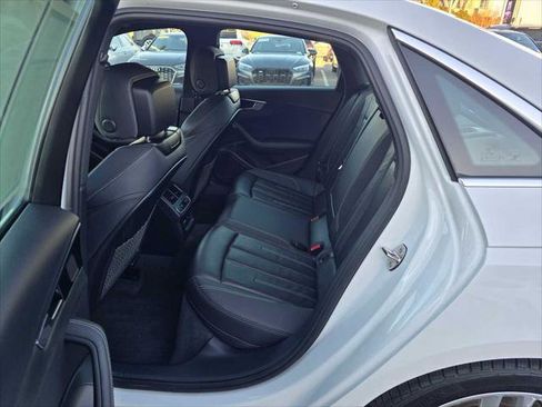 Used 2022 Audi A4 2.0T Premium Plus w/ Premium Plus Package image 18