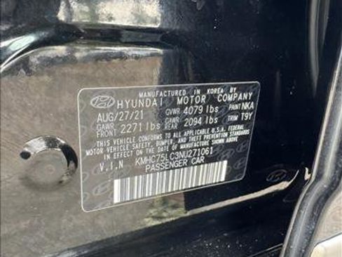 Used 2022 Hyundai Ioniq SE FWD image 22