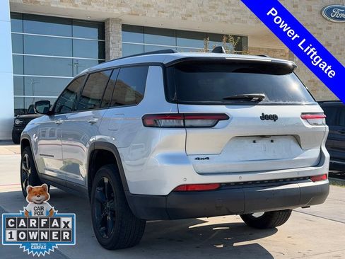 Used 2024 Jeep Grand Cherokee L Altitude AWD/4WD image 11