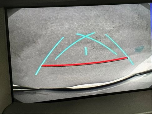 Used 2017 Lexus LS 460 F Sport image 36