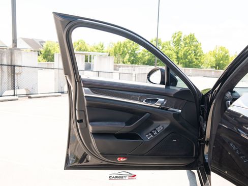 Used 2014 Porsche Panamera GTS AWD/4WD image 42
