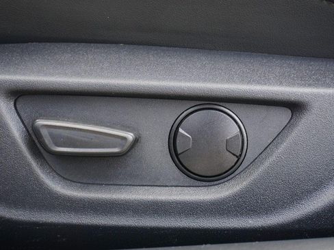 Used 2025 Ford Mustang Premium RWD image 27
