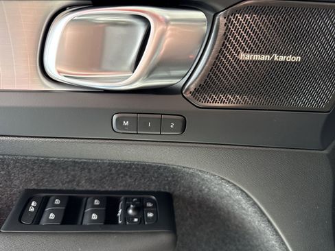 New 2026 Volvo XC40 B5 Ultra w/ Protection Package Premier image 11