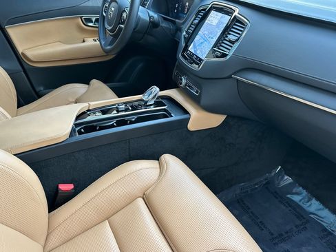 Certified 2023 Volvo XC90 B6 Ultimate image 20
