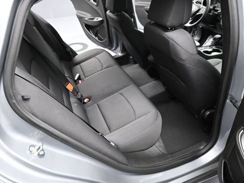 Used 2023 Chevrolet Malibu LS FWD image 18