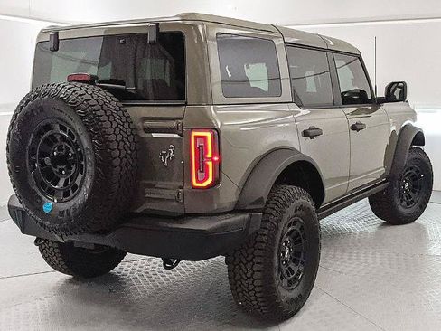 Certified 2026 Ford Bronco Badlands AWD/4WD image 3