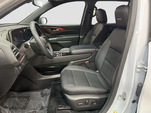 Used 2026 Chevrolet Traverse Z71 w/ Driver Confidence Package AWD/4WD image 21