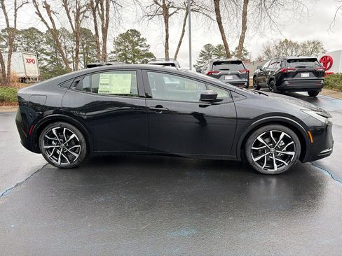 New 2026 Toyota Prius XSE Premium image 2