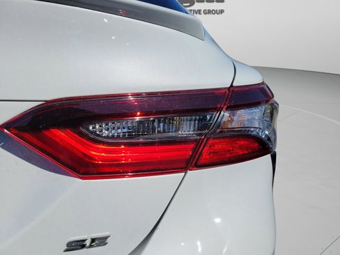 Certified 2023 Toyota Camry SE image 21
