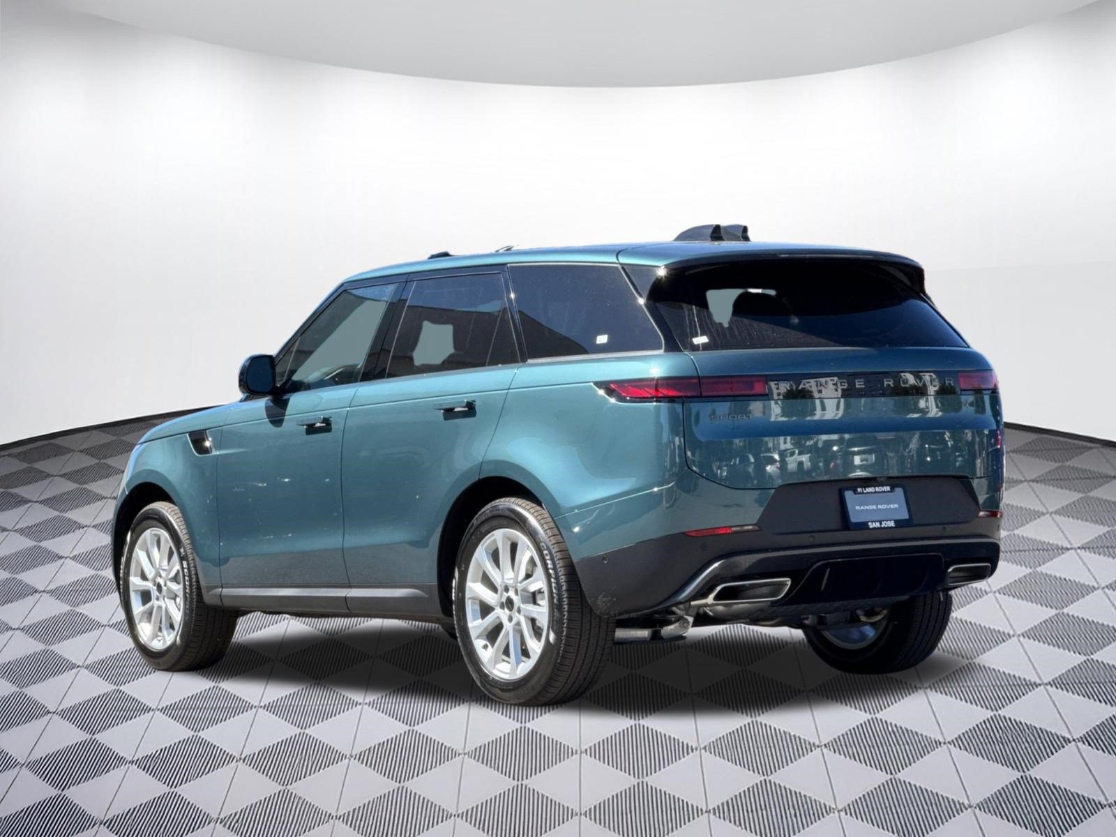 New 2027 Land Rover Range Rover Sport SE AWD/4WD image 3