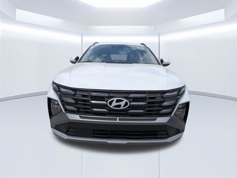 Certified 2025 Hyundai Tucson SEL image 9