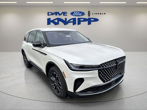 New 2026 Lincoln Nautilus Premier image 2