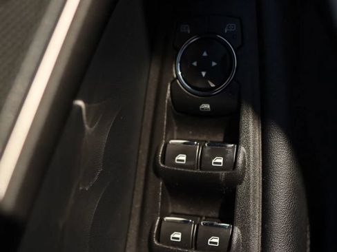 Used 2020 Ford Edge SEL w/ Cold Weather Package AWD/4WD image 11