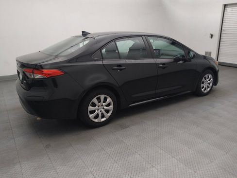 Used 2021 Toyota Corolla LE FWD image 10