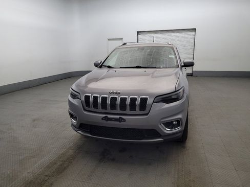 Used 2019 Jeep Cherokee Limited image 15