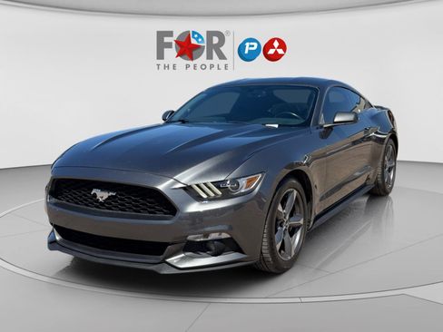 Used 2017 Ford Mustang Coupe RWD image 1