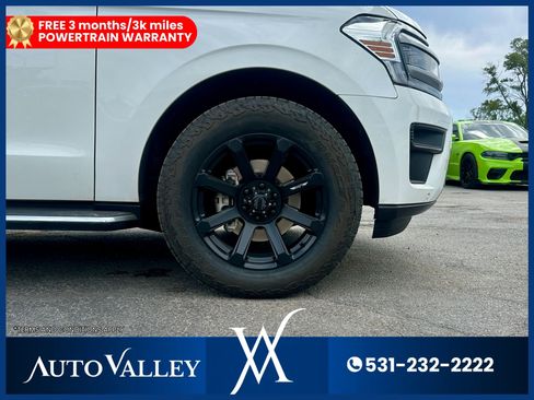 Used 2022 Ford Expedition XLT AWD/4WD image 9