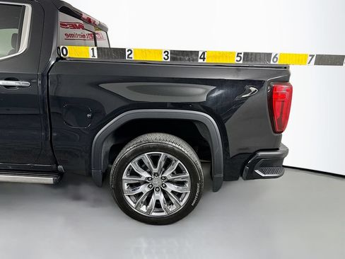 Used 2023 GMC Sierra 1500 Denali w/ Denali Reserve Package AWD/4WD image 15