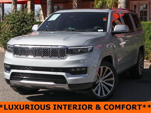 Used 2022 Jeep Grand Wagoneer Series II w/ Convenience Group III image 4