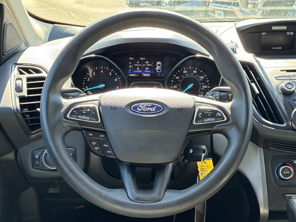Used 2017 Ford Escape SE FWD image 18