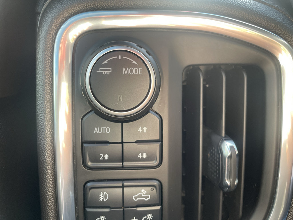 Used 2022 Chevrolet Silverado 1500 RST AWD/4WD image 31