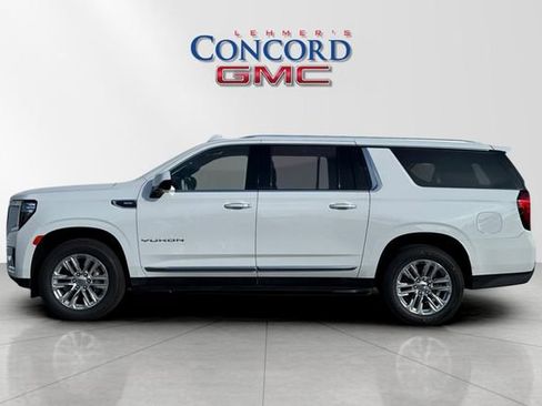 Used 2024 GMC Yukon XL SLT image 7