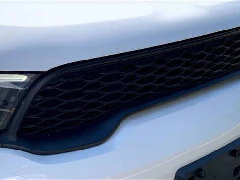 Used 2025 Dodge Durango GT AWD/4WD image 30