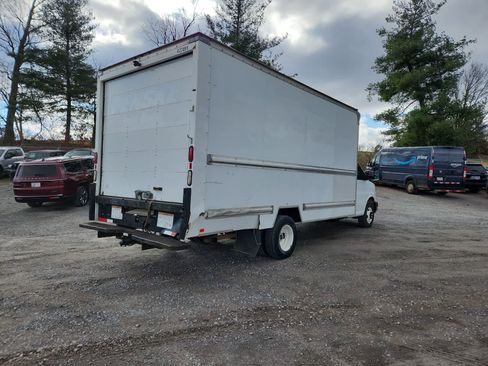 Used 2016 GMC Savana 3500 3500 Van 177 image 5