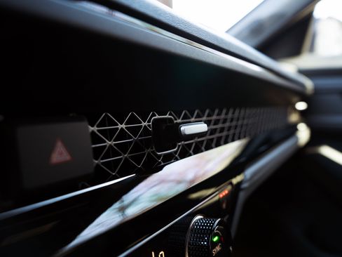 Used 2025 Honda Accord Sport image 32