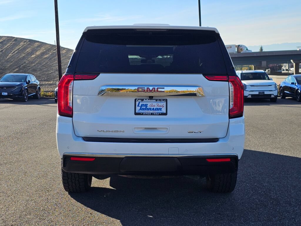 Certified 2022 GMC Yukon XL SLT w/ Max Trailering Package AWD/4WD image 6