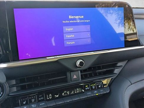 New 2025 Toyota Crown Signia image 12