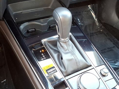 Certified 2025 MAZDA CX-30 AWD 2.5 S w/ Premium Package image 17