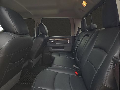 Used 2018 RAM 1500 Big Horn AWD/4WD image 9