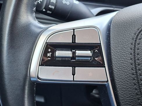 Used 2025 Kia Telluride S image 17