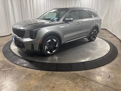 Used 2025 Kia Sorento EX w/ EX Panoramic Sunroof Package