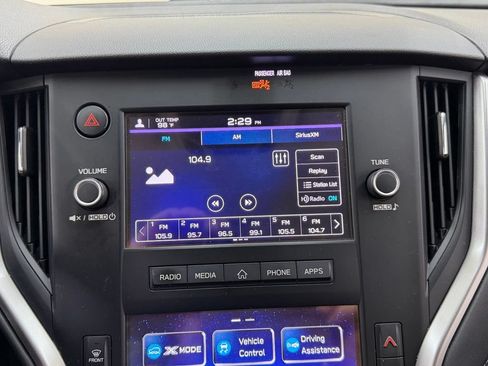 Used 2020 Subaru Outback AWD/4WD image 25