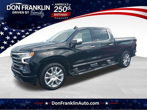 Used 2024 Chevrolet Silverado 1500 High Country w/ High Country Premium Package AWD/4WD image 1