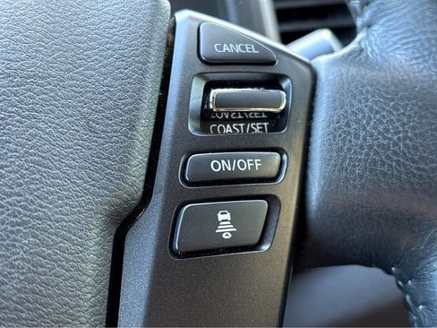 Used 2023 Nissan Frontier SV w/ SV Convenience Package image 15