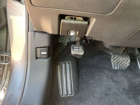 Used 2024 Nissan Altima 2.5 SR image 38