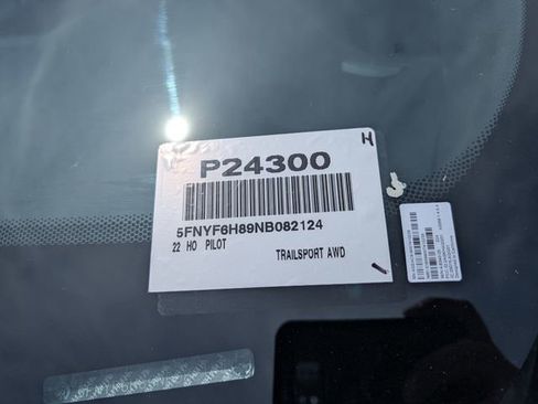 Used 2022 Honda Pilot TrailSport image 37