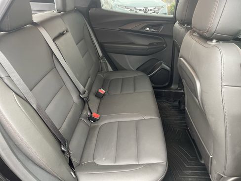 Used 2025 Chevrolet TrailBlazer RS image 25