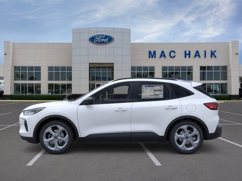 New 2025 Ford Escape ST-Line w/ Tech Pack #1 FWD image 3