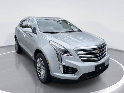 Used 2017 Cadillac XT5 Luxury w/ Driver Awareness Package AWD/4WD image 1