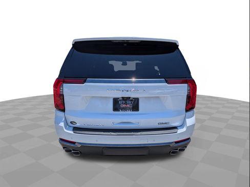 New 2026 GMC Yukon Denali Ultimate AWD/4WD image 5