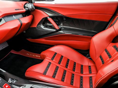 Used 2023 Ferrari 812 GTS RWD image 45
