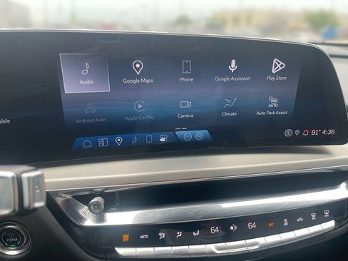 Certified 2024 Cadillac Lyriq Luxury AWD/4WD image 26