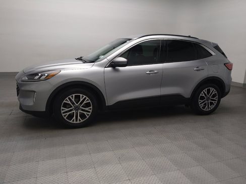 Used 2021 Ford Escape SEL w/ Technology Package image 2