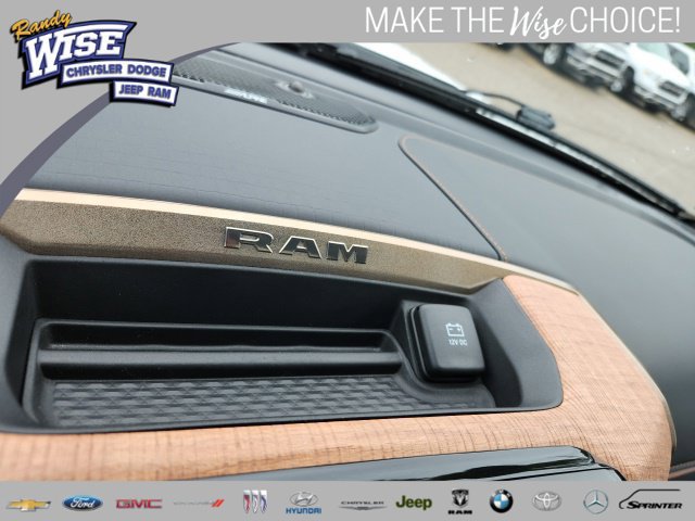 Used 2023 RAM 1500 Limited w/ Body-Colour Bumper Group AWD/4WD image 27
