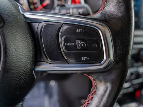 Used 2019 Jeep Wrangler Unlimited Rubicon AWD/4WD image 17