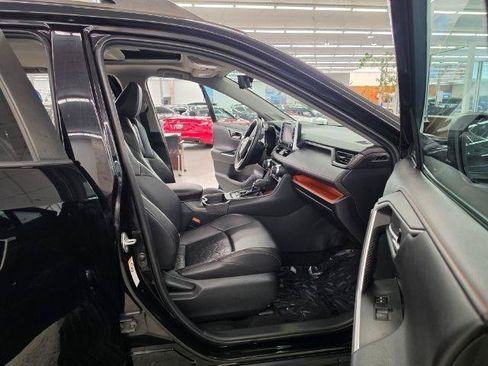 Used 2019 Toyota RAV4 Adventure w/ Advanced Technology Package AWD/4WD image 10